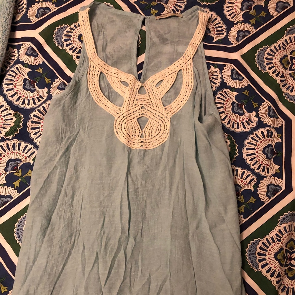 Sleeveless blouse